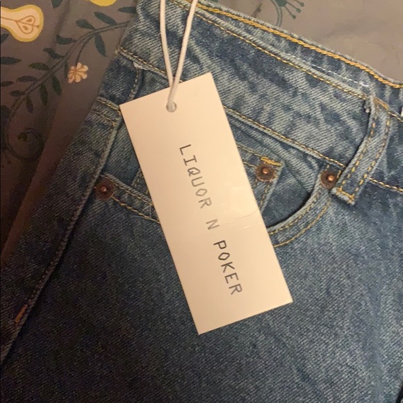 Short - Picture 3 of 4